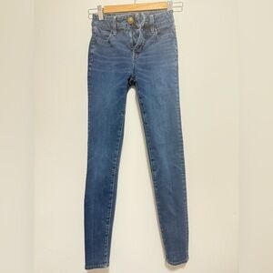 American Eagle Outfitters Women's Skinny Jeans in Blue